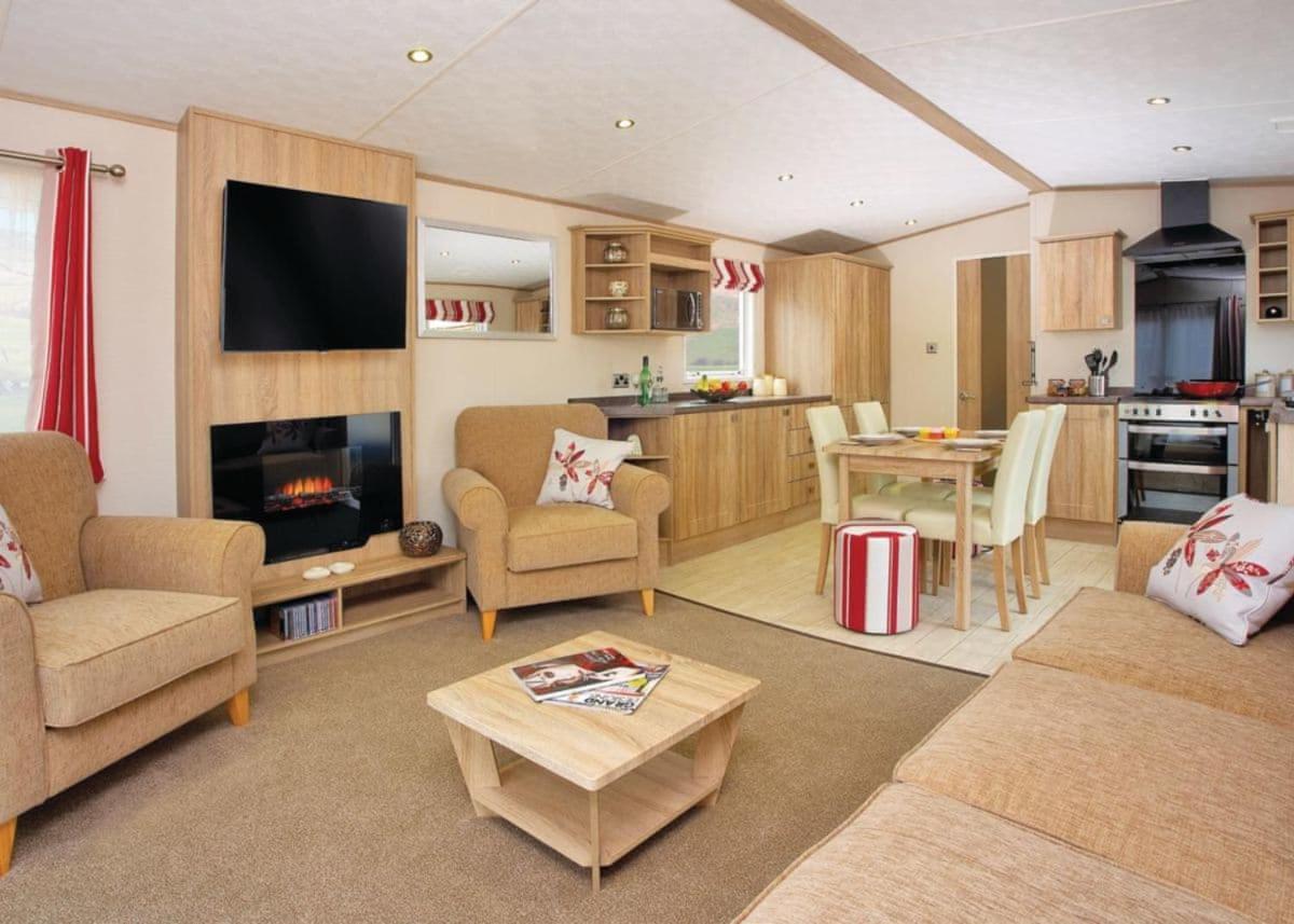 Piran Meadows Resort New Quay Extérieur photo