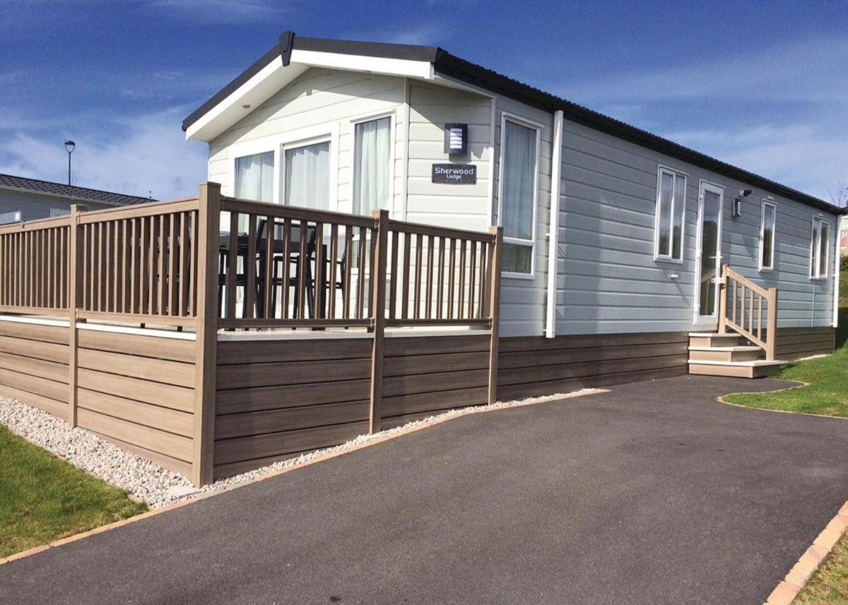 Piran Meadows Resort New Quay Extérieur photo