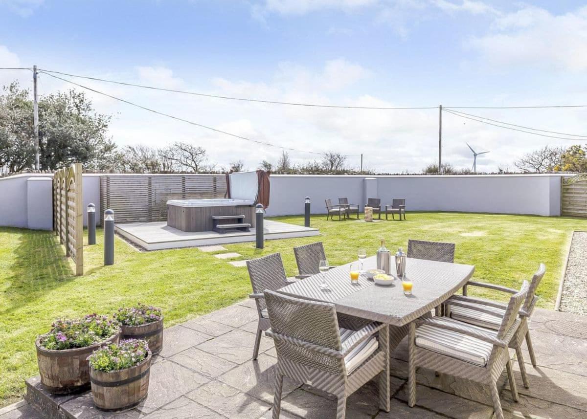 Piran Meadows Resort New Quay Extérieur photo